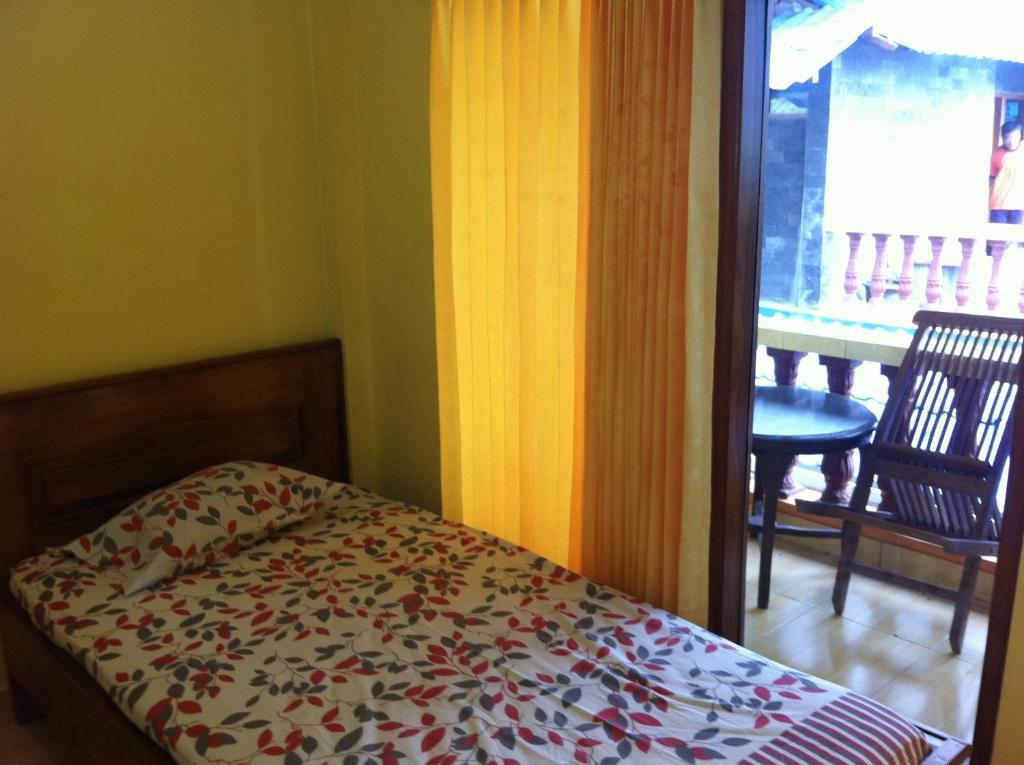 Hotel Adinda Parangtritis Szoba fotó