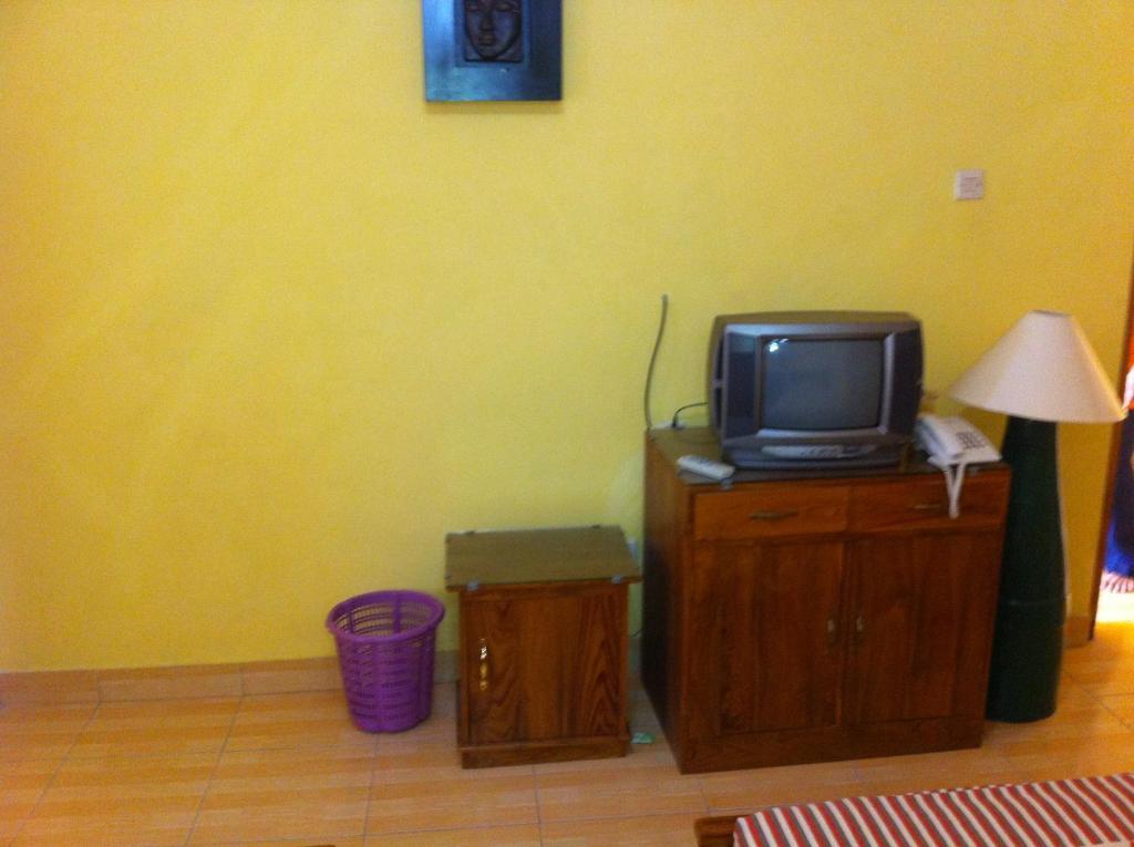 Hotel Adinda Parangtritis Szoba fotó